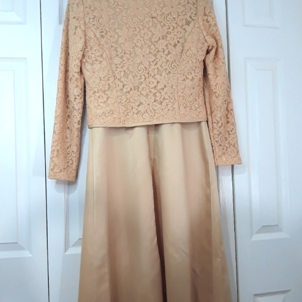 Patra 2 Pieces Dress With Matching Lace Bolero Cream Gown Long Dress Size 8 - Picture 12 of 15
